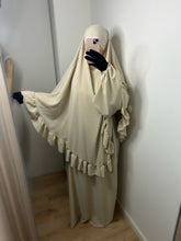 Charger l&#39;image dans la galerie, Ensemble abaya + khimar avec volants - Beige crème