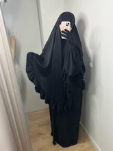 Charger l&#39;image dans la galerie, Ensemble abaya + khimar avec volants - Noir