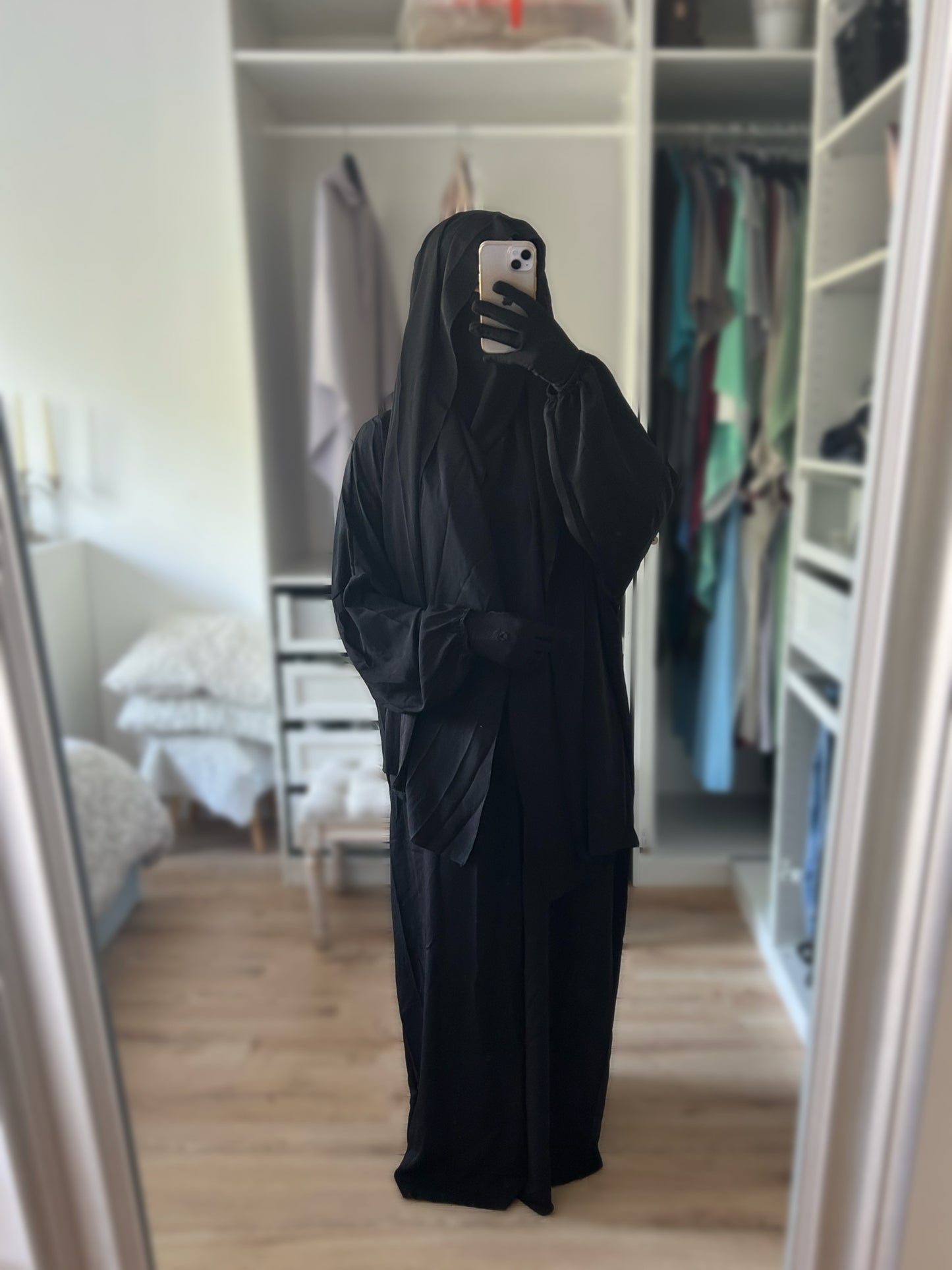 Abaya avec voile intégré